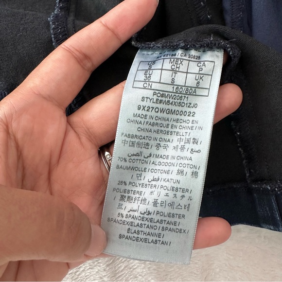 GUESS Los Angeles Slim Fit Denim Biker Jacket in Sky Wash Size Small - Picture 12 of 12